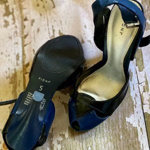 Fiona Size 5 Heels